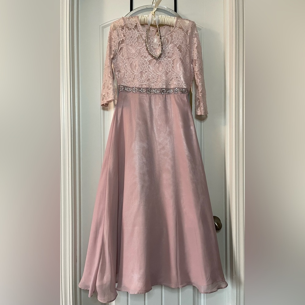 COPY - Beautiful blush Rare Edition formal girls gown size 16.